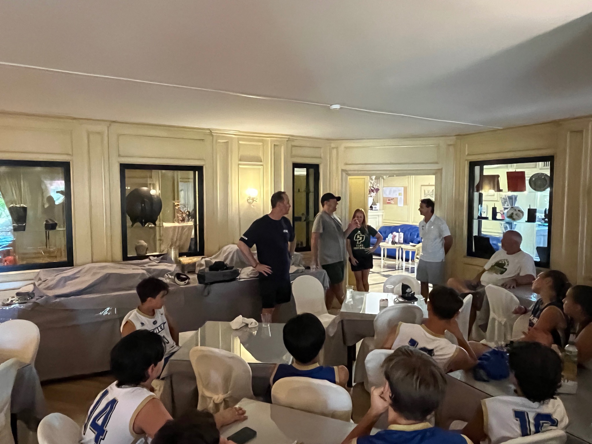 Roma Bowl team meeting